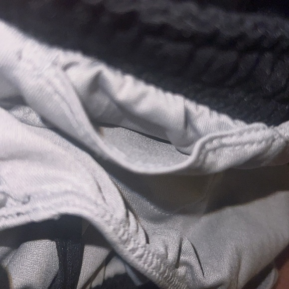 Nike Running Shorts Classic Black and White Size XS - Picture 5 of 6